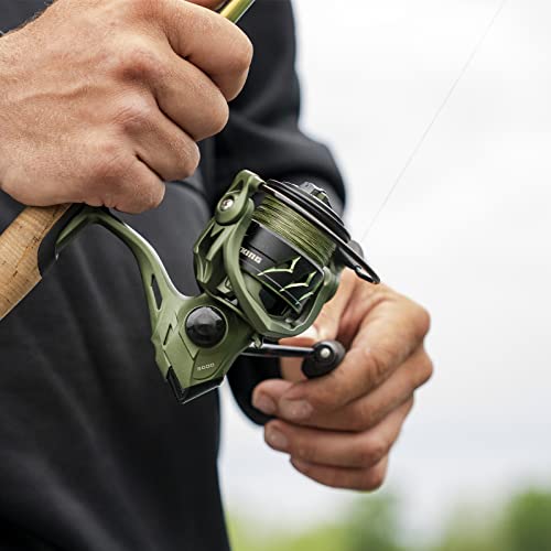 KastKing Spartacus II Spinning Reel – Sealed Carbon Fiber 22LBs Max Drag – 7+1 Stainless BB for Saltwater&Freshwater – 5.2:1 Gear Ratio – Size 500&1000 Perfect for Ice Fishing - size: 5000
