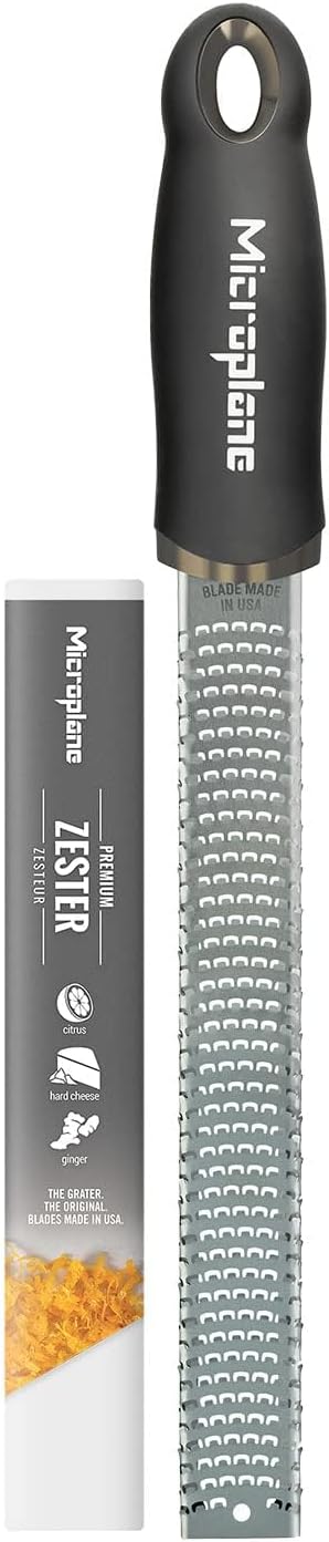 Microplane Premium Classic Series Zester 18/8, Black - Lemon Zester & Cheese Grater & Vegetable Grater - Citrus, Parmesan Cheese, Garlic, Ginger, Nutmeg, Chocolate - Stainless Steel Grater