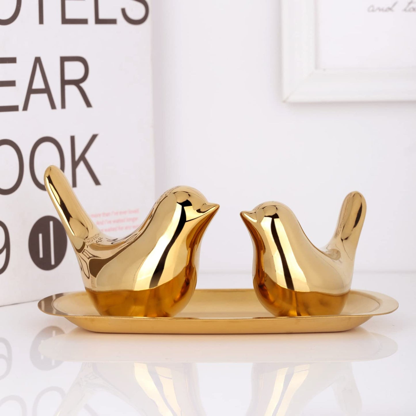 XMGZQ 2 Pcs Gold Decor Accents,Small Animal Statues,Modern Home Decorative, Birds Sculpture, Ornaments for Shelf, Bookshelf, Coffee Table,Knick Knacks Home Decor for Shelves(Gold Bird)