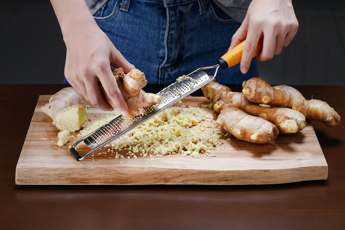 Deiss PRO Citrus Lemon Zester & Cheese Grater — Parmesan Cheese, Lemon, Ginger, Garlic, Nutmeg, Chocolate, Vegetables, Fruits - Razor-Sharp Stainless Steel Blade + Protect Cover - Dishwasher Safe