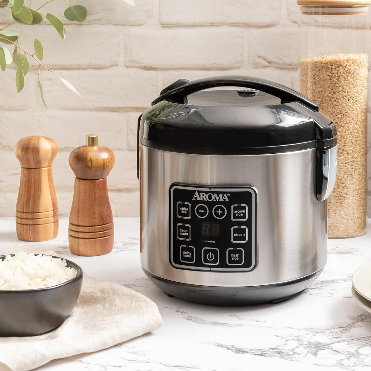 AROMA Digital Rice Cooker, 4-Cup (Uncooked) / 8-Cup (Cooked), Steamer, Grain Cooker, Multicooker, 2 Qt, Stainless Steel Exterior, ARC-914SBD