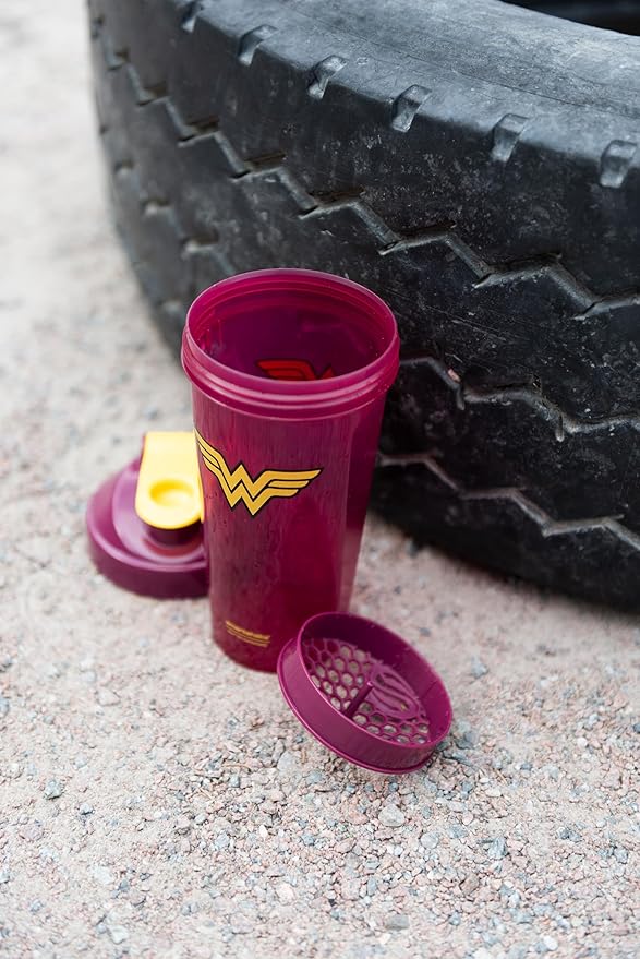 Smartshake Lite Justice League Protein Shaker Bottle 800ml – DC Comics Water Bottle, Leakproof BPA Free Gym Shaker Bottle for Protein Shakes And Protein Powder - Wonder Women Logo